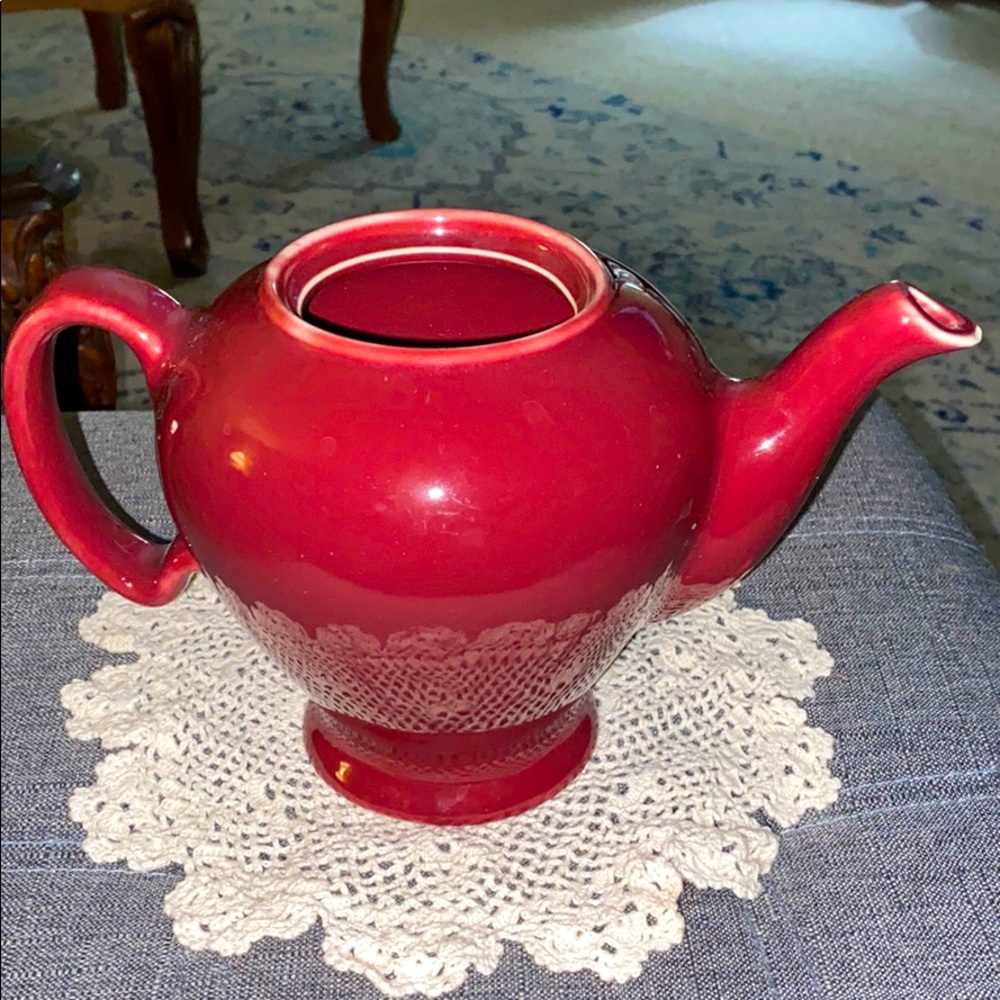 McCORMICK TEA BALTIMORE Md. Teapot in Bordeaux